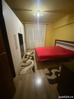 Apartament 3 camere decomandat   Ultracentral Reșița   Mobilat & Utilat - imagine 2