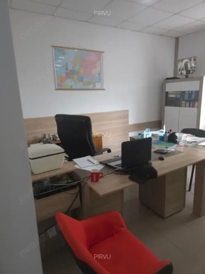 Vanzare sau Inchiriere cladire birouri, hala si curte de 1500mp