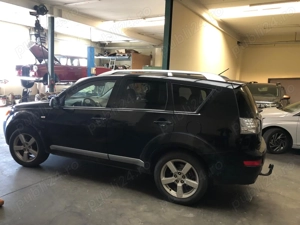 Vând Mitsubishi Outlander 4X4, 2,0 diesel, 2008 - imagine 2