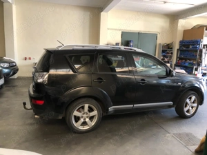 Vând Mitsubishi Outlander 4X4, 2,0 diesel, 2008 - imagine 4