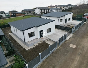 Casa parter Valea Lupului,Str Soarelui,4 camere,2 bai,toate utilitatile,4 minute de rond Pacurari