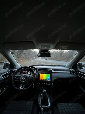 MG ZS 1.5 benzina aspirat manuala - imagine 9