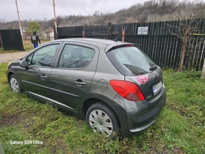 Vand Peugeot 207 1.4 HDI an 2008 in perfecta stare de functionare. - imagine 6