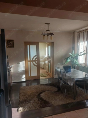 Casa d+p+1,Vladesti , zona poligon , mobilata,utilata  - imagine 3