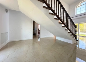 Vânzare casă 5 camere nouă elegantă și spațioasă în Hărman - imagine 14