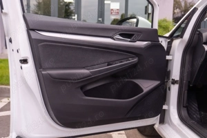 Volkswagen Golf 1.0 eTSI DSG MHEV Life - imagine 7