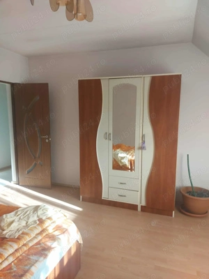 Casa d+p+1,Vladesti , zona poligon , mobilata,utilata  - imagine 6