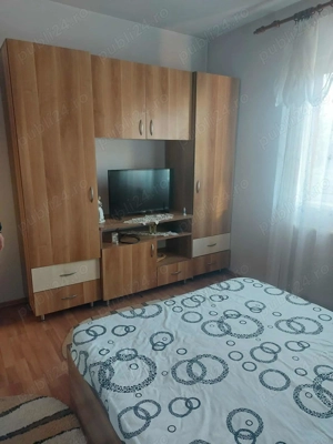 Casa d+p+1,Vladesti , zona poligon , mobilata,utilata  - imagine 10