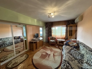 Apartament cu 4 camere, 100 mp, zona ultracentrala - imagine 2