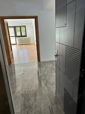 ÎNCHIRIEZ Apartament 2 camere UNIRII