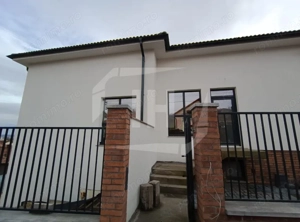 Casa cu 4 camere, terasa mare, constructie noua, zona Dambul Rotund