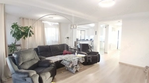 Duplex luminos pe 2 niveluri, teren 300 mp | zona Cartierul Arhitectilor