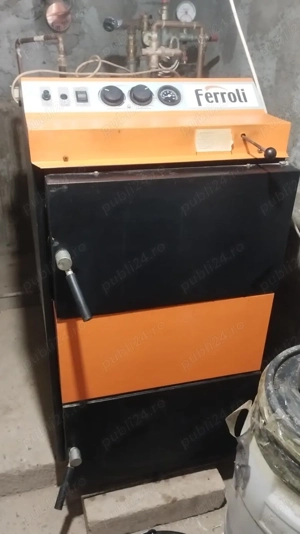 Vand Cazan pe lemne Ferroli cu gazeificare,35kW,pret negociabil