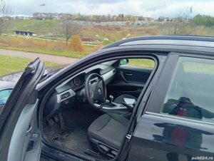 Vând BMV E91 318 diesel - imagine 7