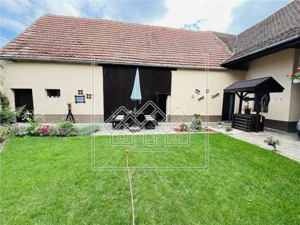 Casa individuala 4 camere, pod, curte 463 mp, pivnita - Apoldu de Jos - imagine 15