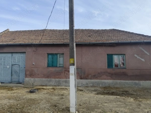 Vand casa cu teren sat Sarbova - imagine 2