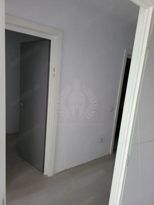 // 2 CAMERE// WHITE TOWER// - imagine 6