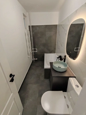 Apartament 3 camere renovat complet - etaj 1 4 - Metrou Titan