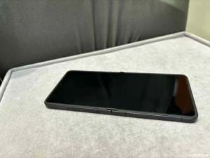 Samsung Galaxy flip 7