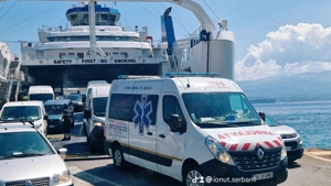 Renault Master Ambulanță - imagine 7