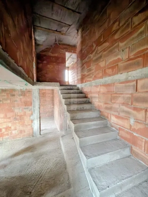 Casă modernă si spatioasa P+M in Vorovesti – finisaje la alegerea ta! - imagine 5