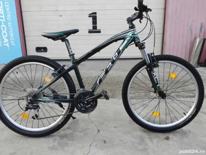 Vând bicicleta din aluminiu 