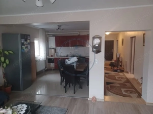 Apartament 3 camere de inchiriat Calea Moldovei - imagine 3