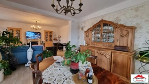 Casa cu etaj zona Dara cu teren - imagine 3