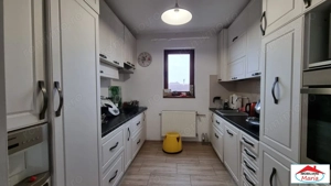 Casa cu etaj zona Dara cu teren - imagine 6