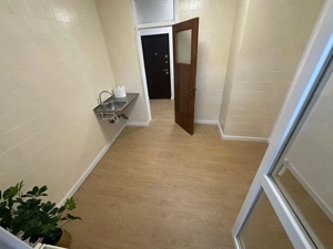 2 Camere Decomandat - Metrou Aparatorii Patriei - Etaj Intermediar - imagine 7