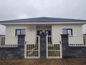 Duplex pe parter - zona linistita .