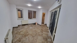 Birou CENTRAL de vanzare, cu grup sanitar