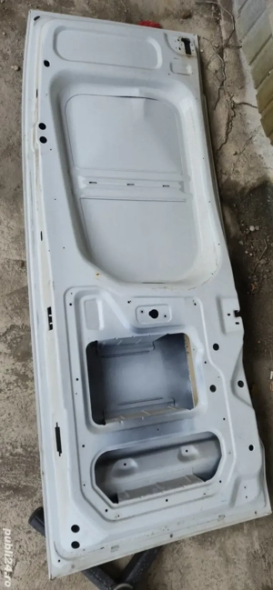 Usa spate dreapta iveco daily 2020