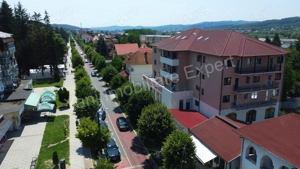 Apartament cu 2 camere de vânzare în Curtea de Argeș.