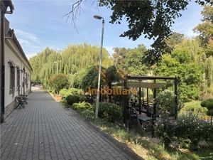 RESTAURANT GYULA | UNGARIA | PANOURI SOLARE | 245 MP |  TERASA PE LAC - imagine 17