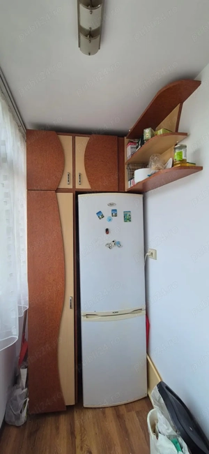 apartament 2 camere  transformat in 3 camere, zona Biserica Noua, decomandat, etaj 3 - imagine 5