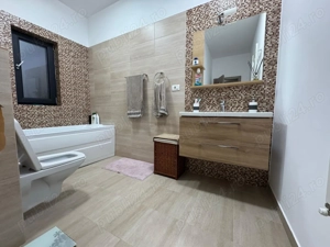 Garaj! 5 camere! Mobilata si Utilata - imagine 11