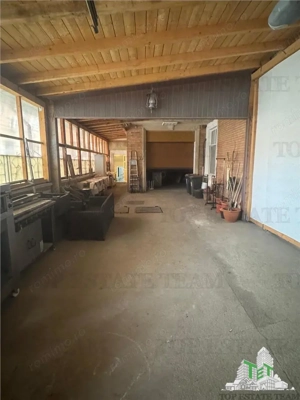 Casa spatioasa si versatila de vanzare in Eforie Nord – ideala pentru locuinta + afacere! - imagine 10