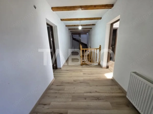 Casa de vacanta de vanzare 278mp curte 855mp Valea Avrigului - imagine 18