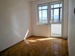 Apartament 3 camere, decomandat - ULTRACENTRAL HAȚEG - imagine 2