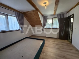 Casa de vacanta de vanzare 278mp curte 855mp Valea Avrigului - imagine 11