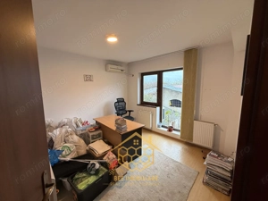 Apartament spatios 3 camere la 10 minute de centru cu loc de parcare - imagine 5