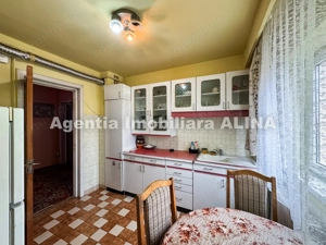 Ap. 4 camere in Deva, zona ultracentrala, Str. Imparatul Traian, 95 mp, etaj 3, decomandat. - imagine 4
