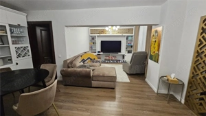 Berceni-Piata Sudului,apartament 4 camere transformat in 3,centrala termica