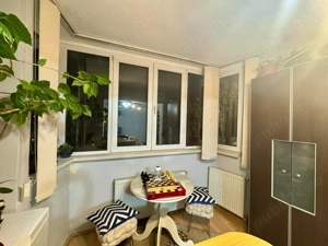 Apartament de 3 camere zona TRACTORUL, - imagine 2