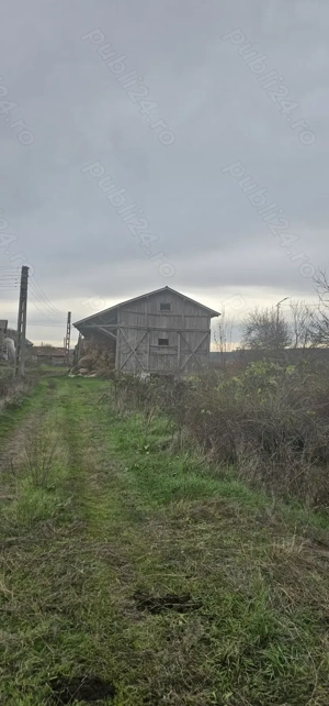 De vanzare 13700 mp Com .Dobretu jud Olt 20 km fata de Craiova - imagine 5