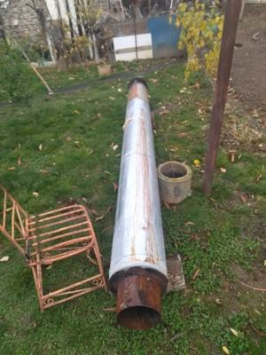 De vânzare horn izolat,3m lungime,18cm diametru interior, preț negociabil 650 de lei.inf la 07461890
