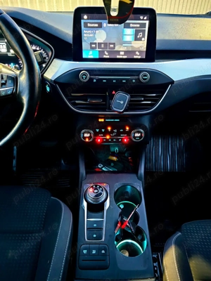 Vând Ford Focus MK4 1.0 EcoBoost 125 CP, cutie automată 8+1 trepte Benzina + GPL - imagine 2