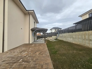 Duplex spatios cu acces rapid spre Cluj, la intrare in Chinteni - imagine 4