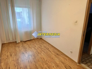 OKAZIE ! Apartament 3 camere etaj 3 zona CETATE Bulevard view superb - imagine 3